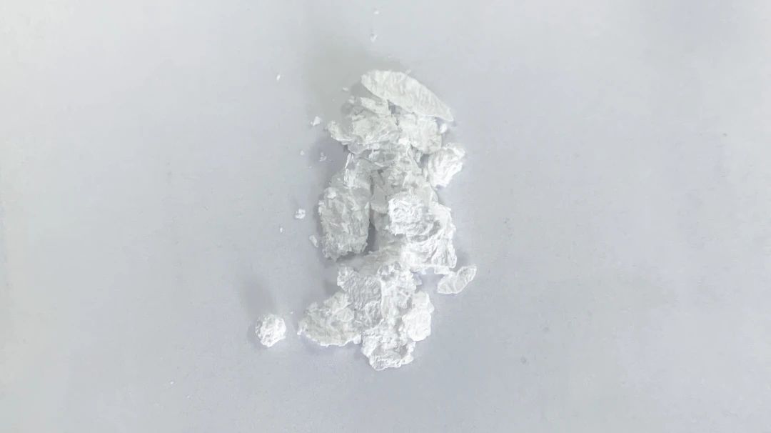 3,29-二苯甲?；闃侨识紎389122-01-4